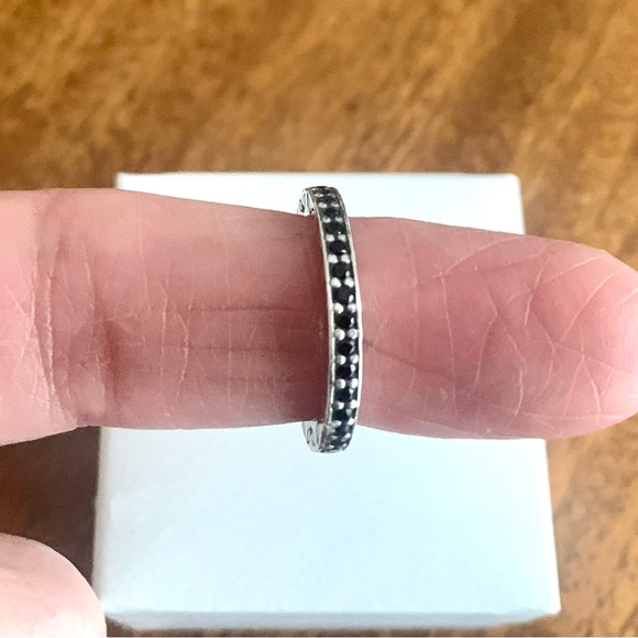 Pandora eternity ring in size 52 - Picture 2 of 5